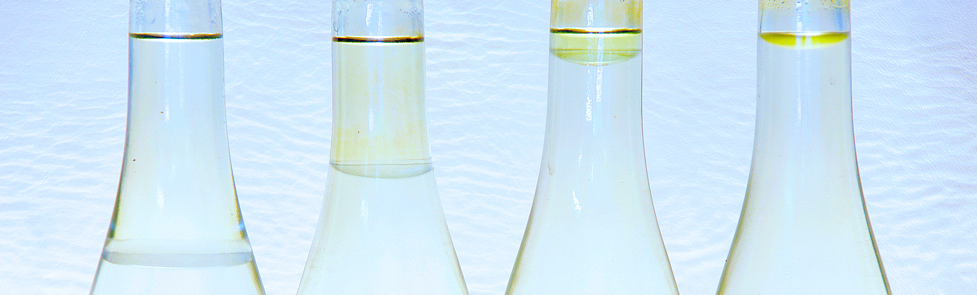 Duftöl-Pflanzenwasser-Blütenwasser selbst zu Hause destillieren