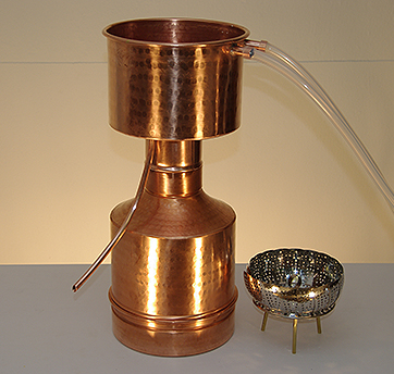 Essential Oil Distiller for essential oils and hydrosols: Leonardo Grande